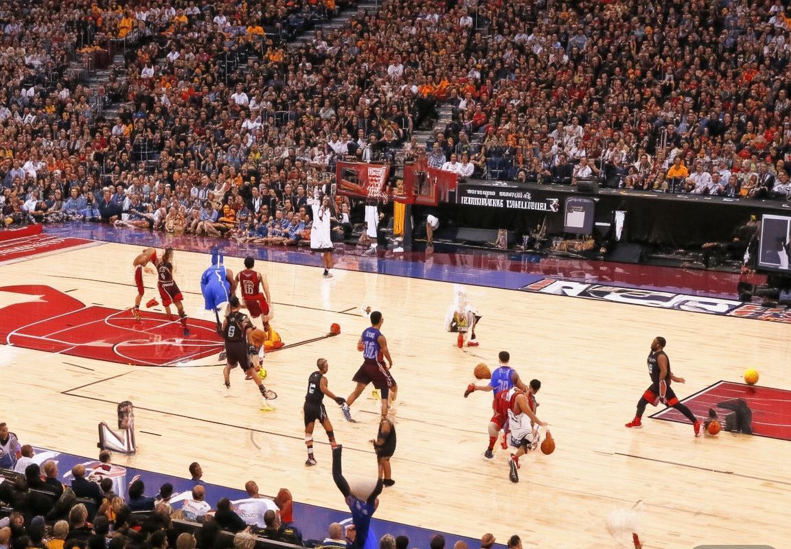 2016年NBA东决：骑士猛龙巅峰对决回顾