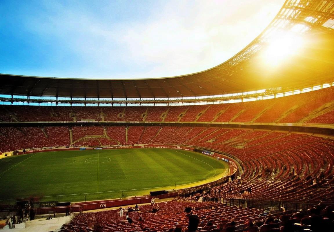 保定容大对北京被控：巅峰对决，状态交锋，焦点之战