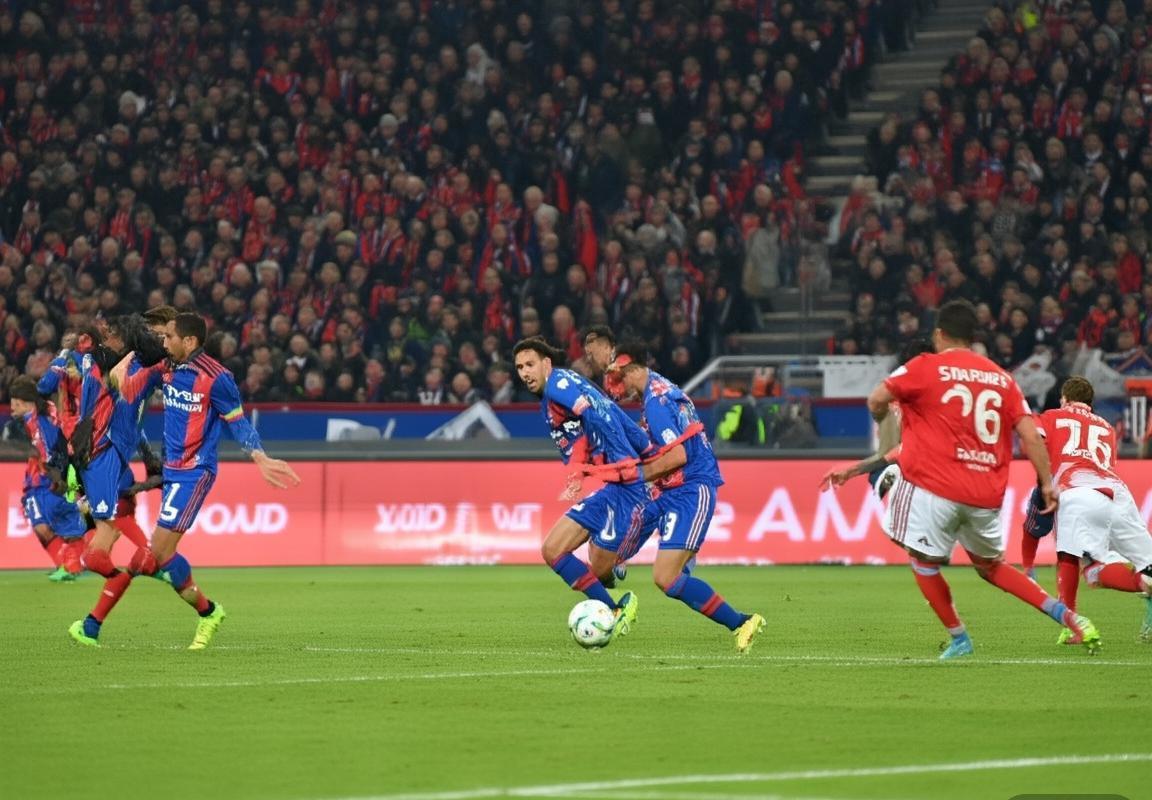 2018法甲经典对决：里昂尼斯之战深度解析